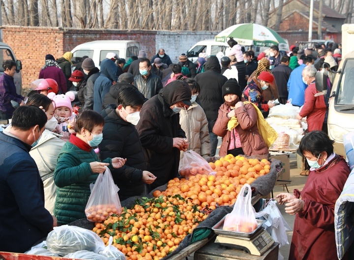 赶大集 备年货 寻年味