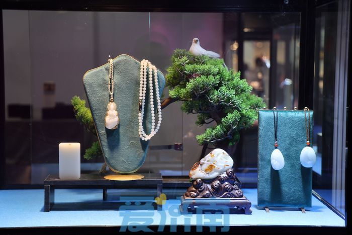 十万件珍宝齐聚济南 第三届济南国际珠宝玉石展开幕