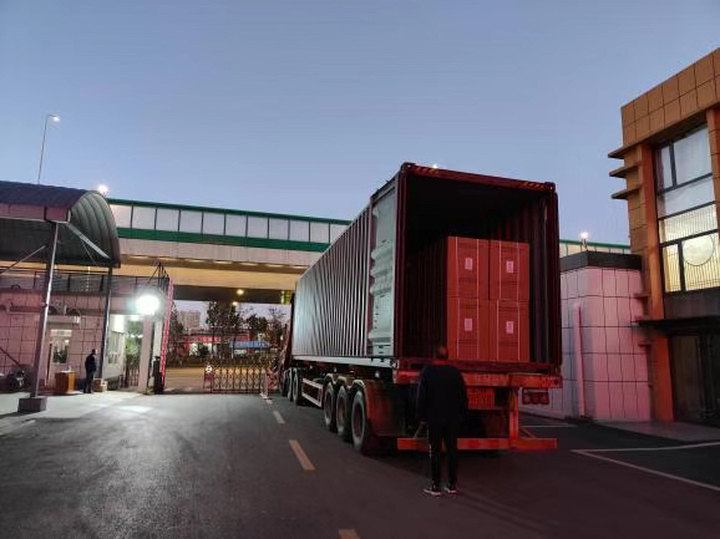 小鸭家电再启多货柜连发模式，海外出口再上新台阶