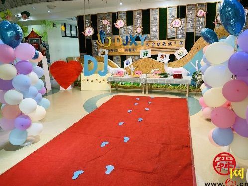 浠庘€滄柊鈥濆紑濮嬶紝鐢ㄢ€滃績鈥濇姢鑸€斺€旀祹鍗楀競妲愯崼鍖哄ぇ閲戝辜鏁欓泦鍥㈠ぇ閲戞柊鑻戝洯涓捐寮€瀛︿华寮? height=