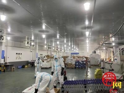 【网络中国节·春节】进口冷链食品监管“双仓”监护下，一只南美白虾的“暖心之旅”