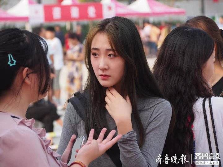 山东艺术学院新生报道，先来看看这些未来的明星！