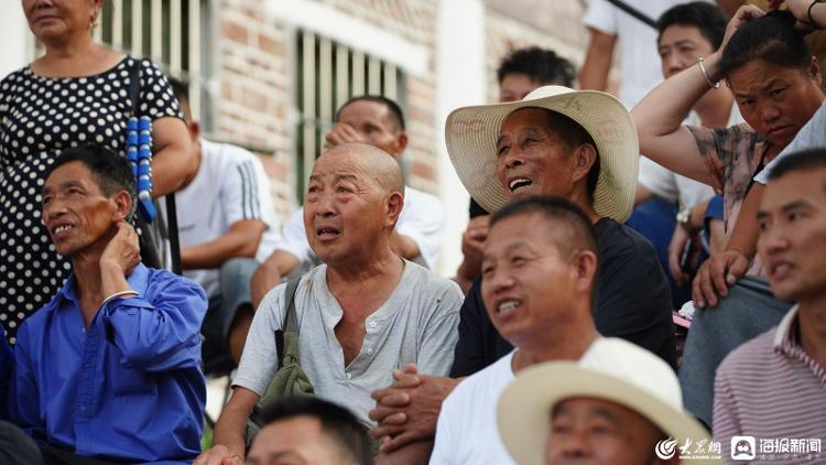 贵州最火“村BA”篮球赛将迎总决赛 有球迷驱车200公里前来看球