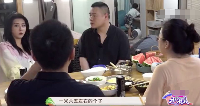 赵小棠节目期间遭网络暴力，妈妈太担忧瘦到脱相