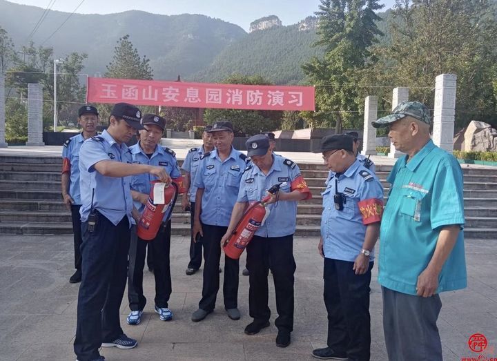 济南市殡仪馆迎中元节祭扫小高峰 接待祭扫市民6000余人次