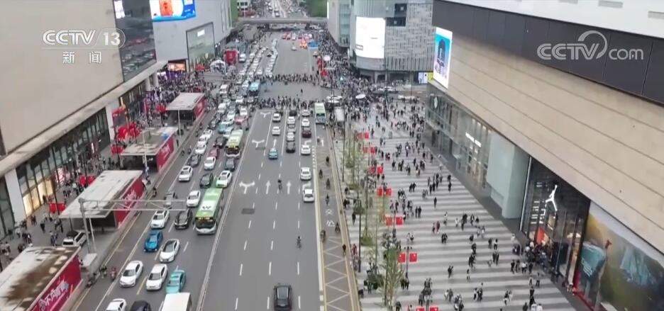 大数据发现“逛街热情”高涨