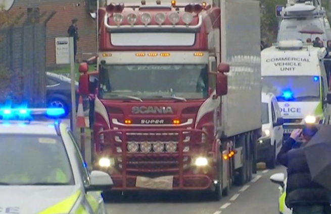 英警方拟启动尸检确认死因 目前已掌握这些关键信息