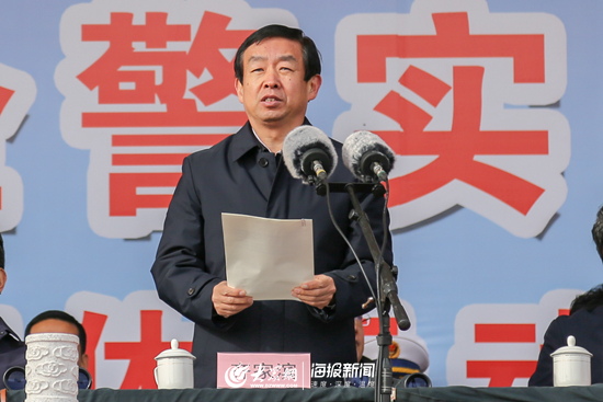 这就是山东丨全警实战大练兵 日照1200名民警展飒爽英姿