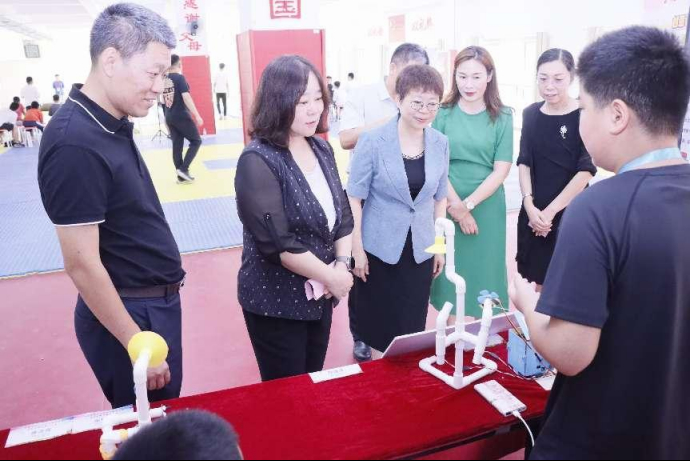 儿童友好，科创先行！这场省级机器人大赛在龙德学校举办