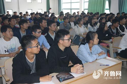         小切口，大思政！来看一场别开生面的“专业定制”思政课