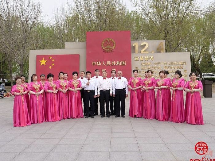 济南市水政监察支队联合济南黄河河务局等三家单位组织“贯彻实施黄河保护法 携手共护母亲河”普法宣传活动