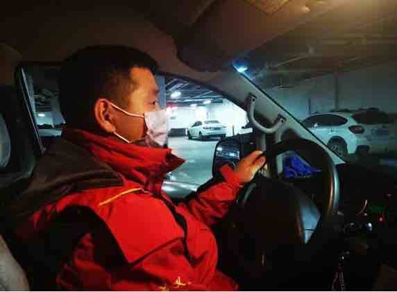 这就是山东｜山东200多万名志愿者“参战”，志愿精神在战“疫”一线闪光