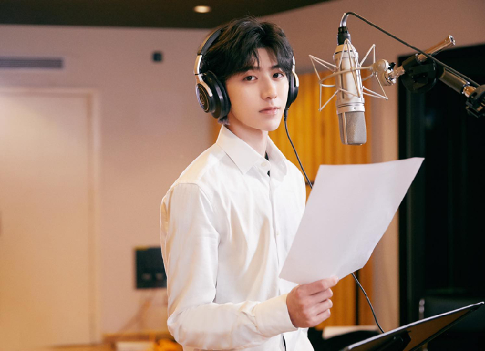 蔡徐坤献唱抗“疫”歌曲 投身公益弘扬正能量