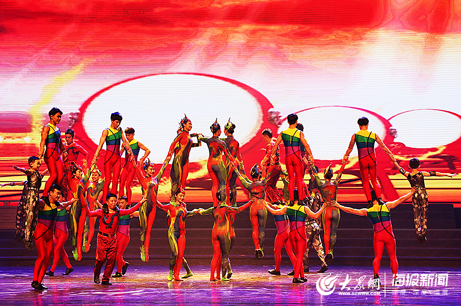 山东为国际友城代表团上演“视听盛宴”：杂技、舞蹈、交响乐、弹拨乐……