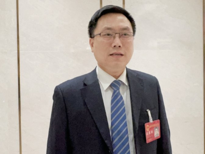 市人大代表张熙:今年将累计建成400个以上智慧社区