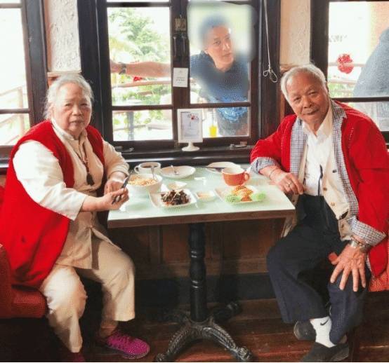 惊呆了!陈志朋父母遭纵火具体是什么情况?终于