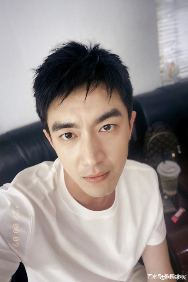 章子怡发文斥代拍|热搜第一!章子怡发文斥代拍说了什么?林更新评论区八个字尽显暴脾气