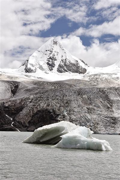 冰川消融白色警钟 西北干旱区水危机严峻
