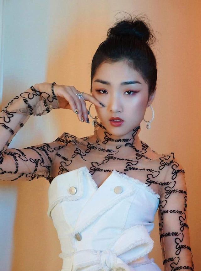 徐明朝,我道歉但不会向Yamy道歉|当红偶像遭遇职场PUA!用"丑"来羞辱员工?徐明朝:我道歉但不会向Yamy道歉