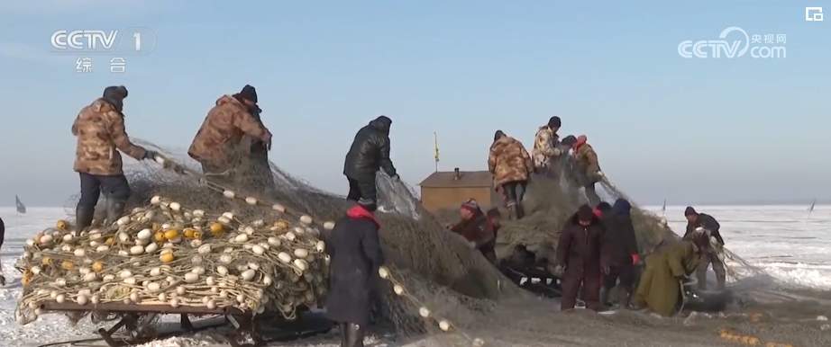 2023冬日神州风光无限 热“雪”活力足、口岸往来忙