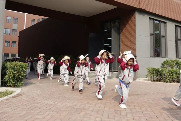 济南市“国际减灾日”暨地震综合演练主题活动在历城区举行