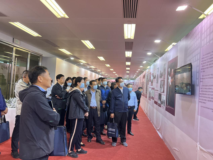 济南市提升金融能力专题培训班在上海财经大学开班