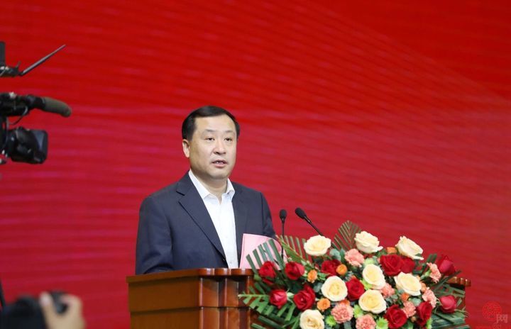 山东化肥和煤化工行业新旧动能转换暨明泉集团高质量发展大会顺利召开