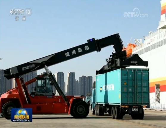 政策“组合拳”稳住外贸基本盘