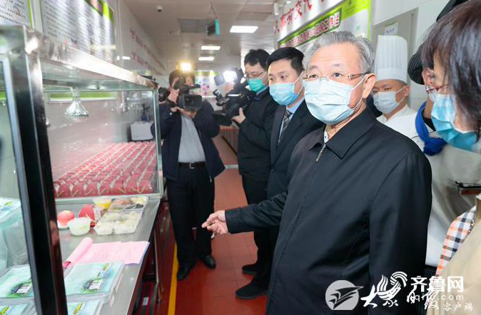 英雄归来｜迎接山东白衣天使回家，这些英雄“礼遇”你们值得