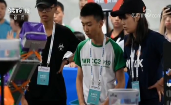 机器人令意念控制“超能力”成现实 我们怎么办？