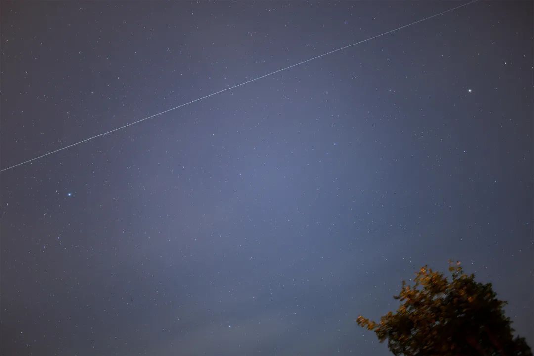 网友拍到中国空间站从头顶飞过！济南版“跟拍”教程来了