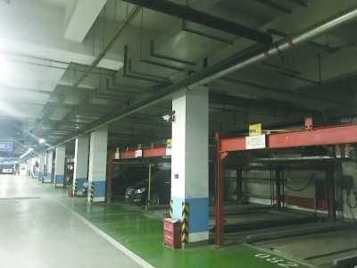 小区地下车库装修后改40年长租 一次交清费用才能停