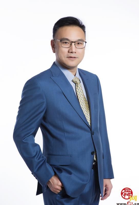 福瑞达生物股份总经理高春明荣获2021山东十大财经风云人物