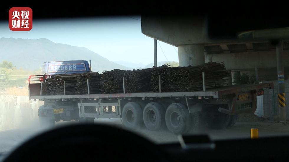 央视315晚会：废旧钢筋一夜翻新，一年上万吨黑心钢筋流入工地