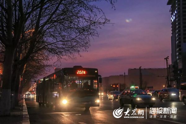 助力泉城“夜经济” 济南公交27条“夜”公交线路服务再升级