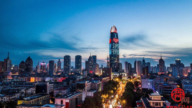 济南官方发布！36个示范打卡点！十一假期开启潮流“泉城夜”狂欢