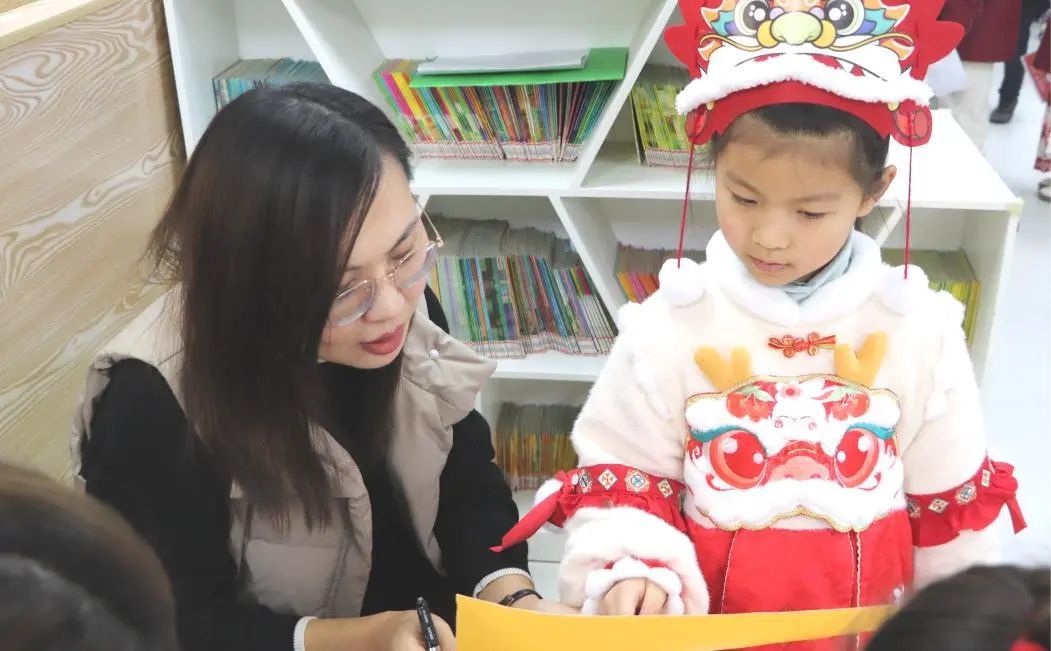 无纸笔测试同样能考查综合素养，一年级萌娃一起“趣游园”