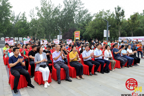 济南湘西一家亲 咱在龙山有亲人，“济南市中·湘西龙山文旅扶贫公益宣传推介活动”启动