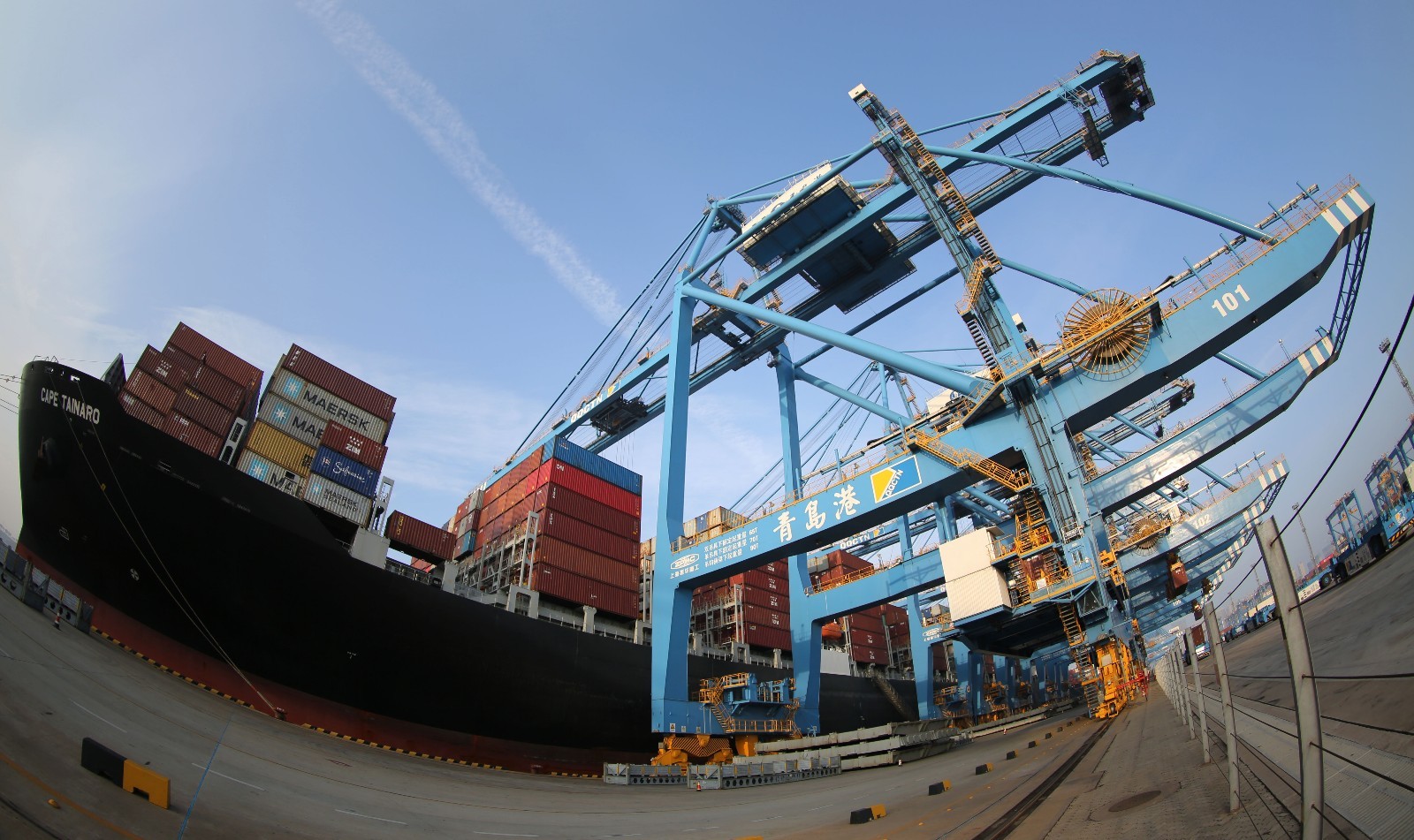 喜讯！青岛港年吞吐量首破6亿吨大关！