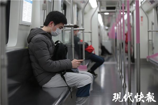 武汉地铁归来！90后司机见证昔日末班车今日首班车