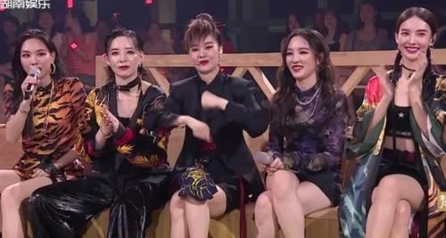 姐姐|性格低调、不争不抢不遭人爱？《姐姐》三公舞台结束，孟佳金莎王丽坤淘汰