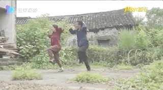农民夫妻跳“鬼步舞”火了，背后的故事超暖心