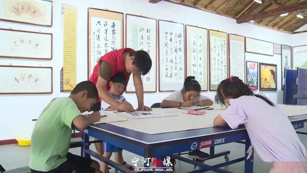 【观察】一道沟,一副担;一畦稻,一幅画