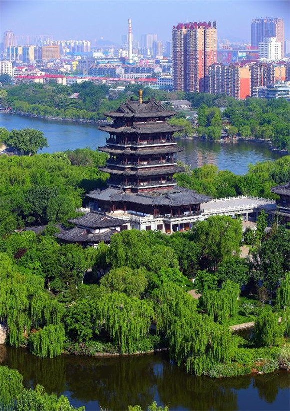 大明湖超然楼成功加入中国历史文化名楼协会