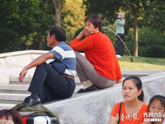 山艺新生报到有原则，家长们靠边站，考生们亲自上！