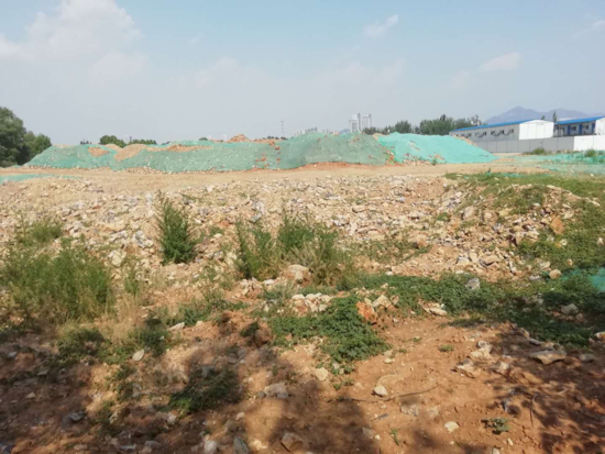 【啄木鸟在行动】章丘区济钢集团机械工业园附近有渣土未覆盖