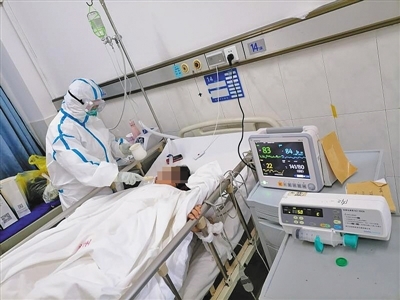 聚焦！看不见的战“疫”：心理诊疗就像一缕阳光