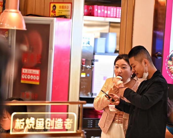 堂食重启首日，济南各大综合体人气大幅提升