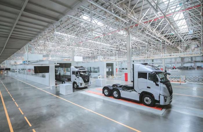 济南经济社会发展呈现良好势头 按下项目建设“快进键”，泉城大地激荡澎湃活力