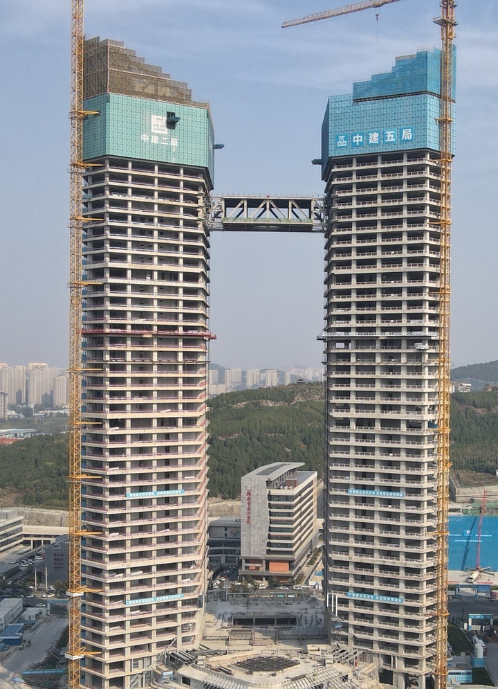 济南最高“空中连廊”动工开建